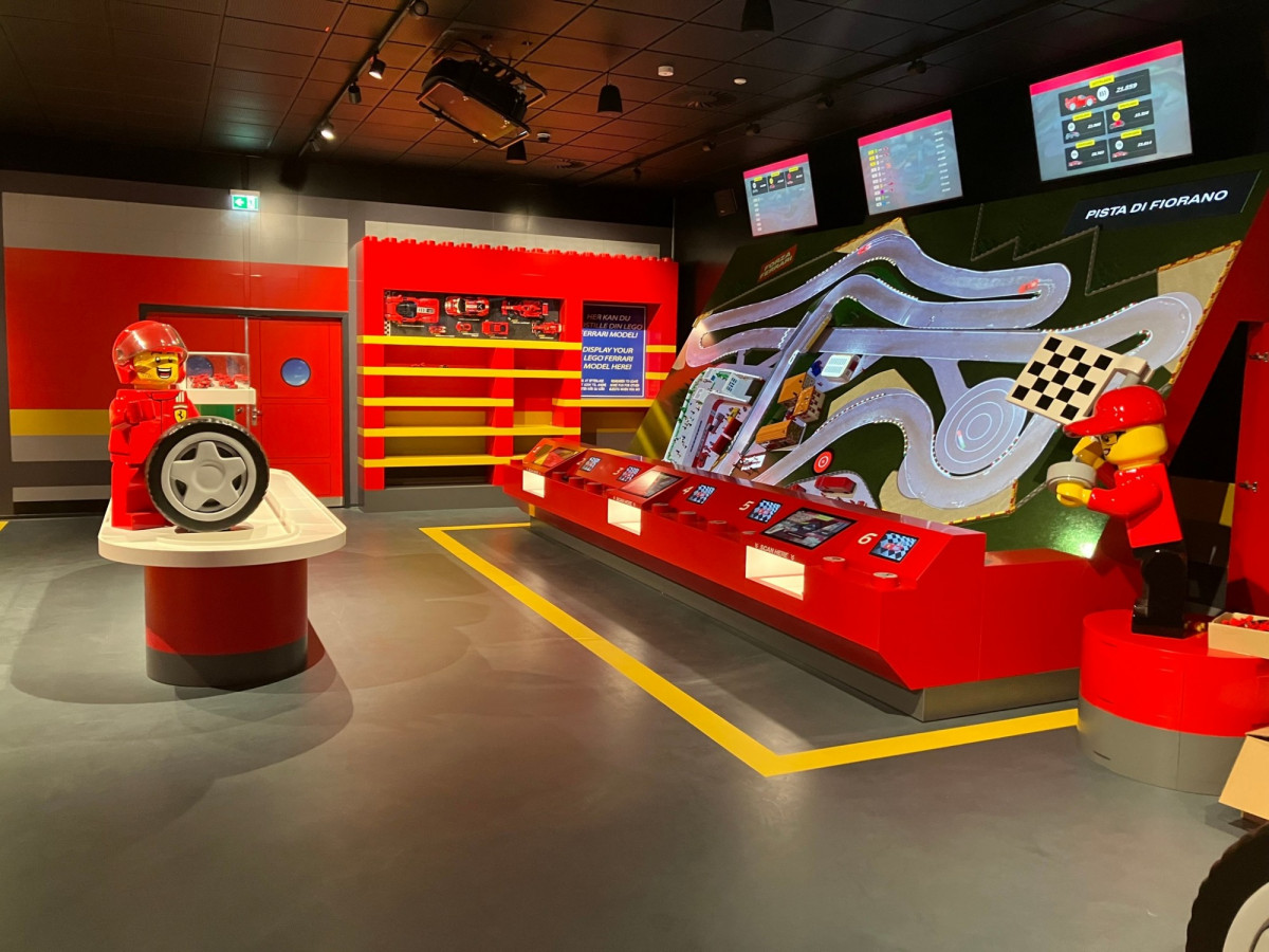 FERRARI BUILD & RACE, LEGOLAND BILLUND